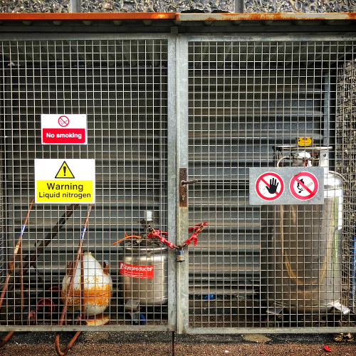 Cages & Enclosures (Construction)