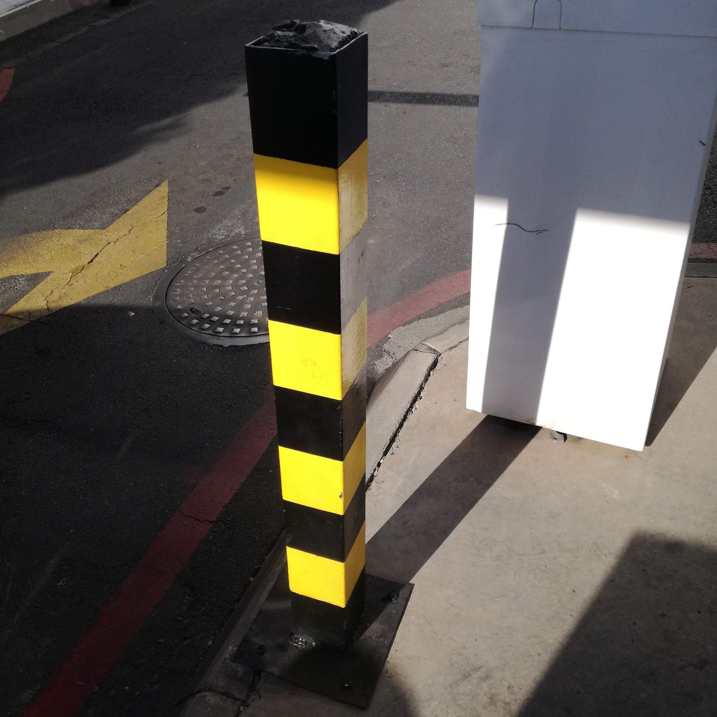 Car Park Bollard - Square 100mm