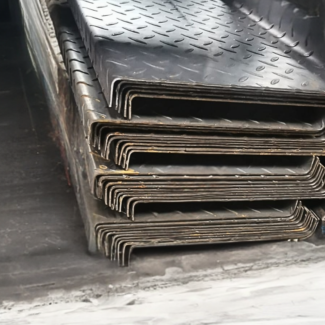Stair Tread - Vastrap 900mm Wide